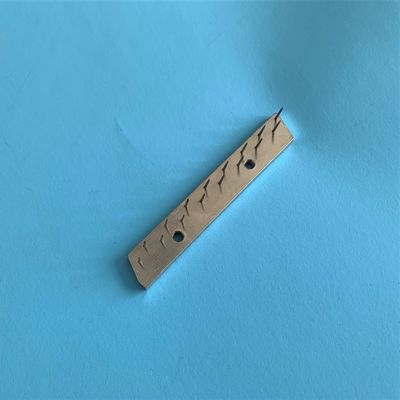 comprar Maquinaria para el acabado textil Partes Bruckner Stenter Aguja Placa Stenter Pin Bar Cobre Material SS304 online manufacture
