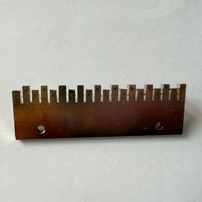 comprar Máquina Krantz Stenter Repuestos Pin Placa de 57 mm Distancia central 21 pines 4 mm espesor Placa de material de cobre Fabricación en línea