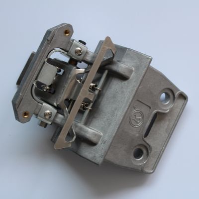 Las piezas de la máquina de stenter Ehwha Pin Holder 73mm distancia al centro de aluminio con protector